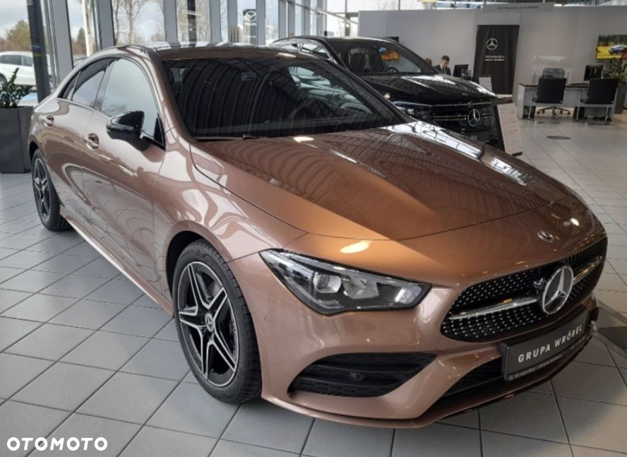 Mercedes-Benz CLA 180 AMG Line 7G-DCT - 23