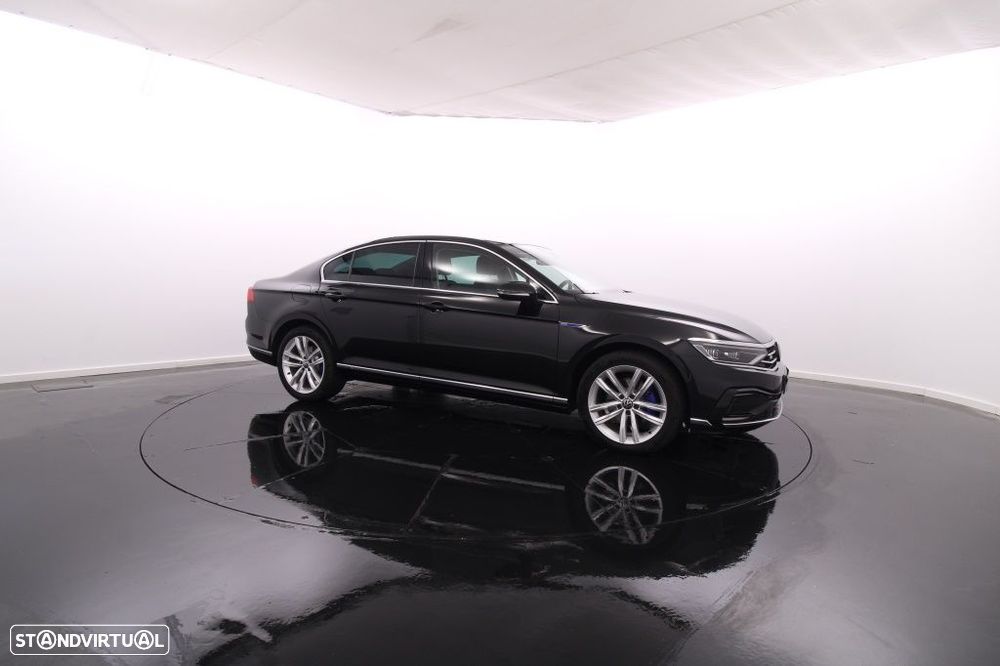 VW Passat 1.4 TSI GTE Plug-in - 10