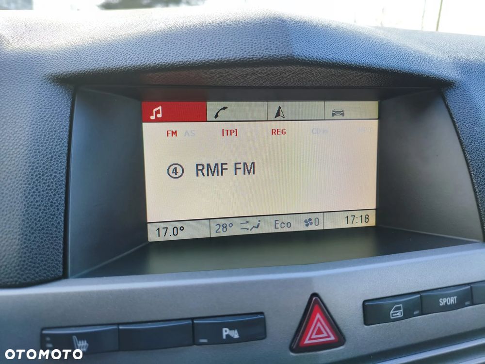 Opel Astra 1.9 CDTI DPF Automatik Cosmo - 22