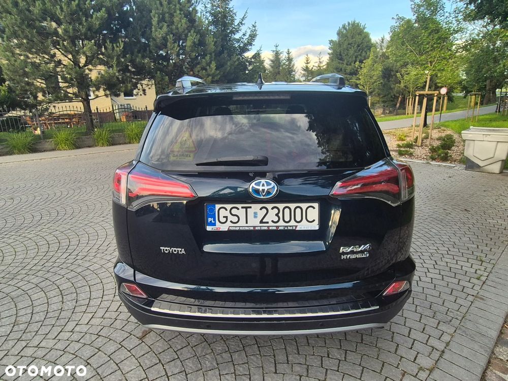 Toyota RAV4 - 5