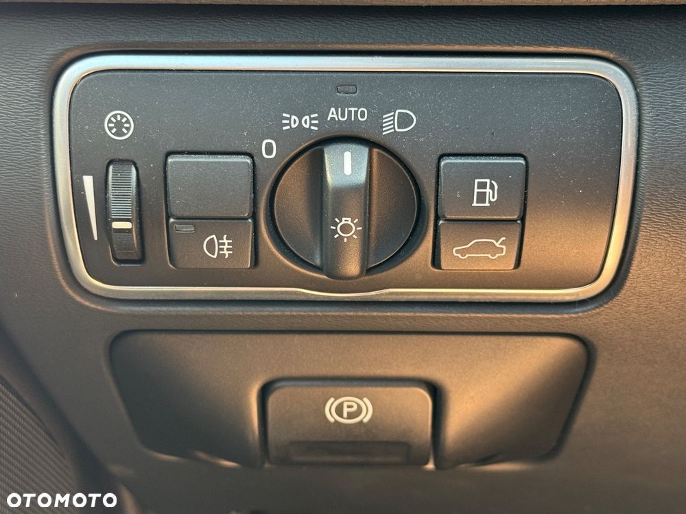 Volvo XC 60 D3 Linje Inscription - 16