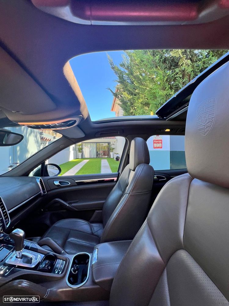 Porsche Cayenne Diesel Tiptronic S - 24