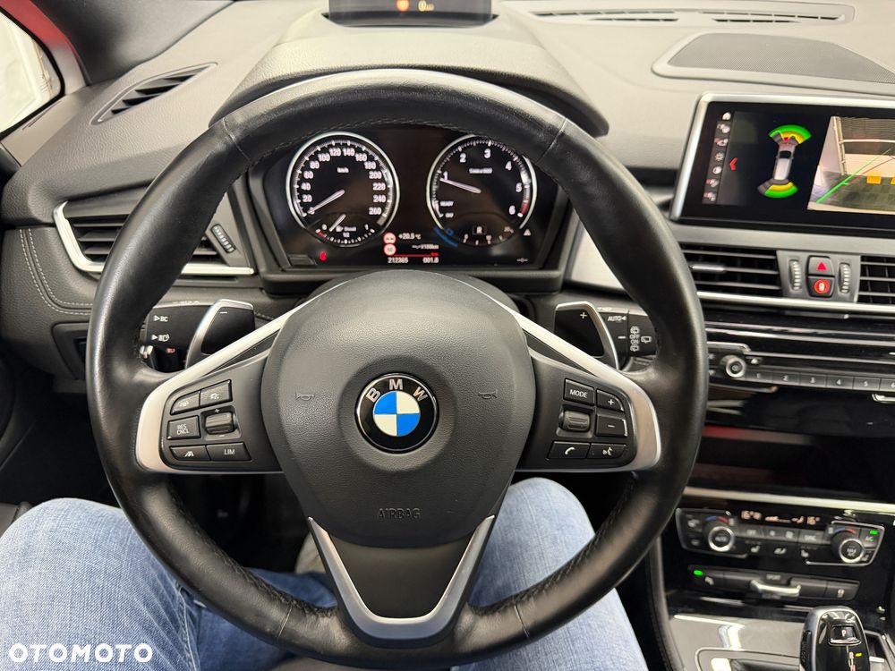 BMW Seria 2 220d xDrive Sport Line sport - 29