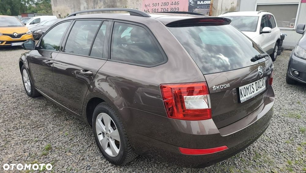 Skoda Octavia - 4