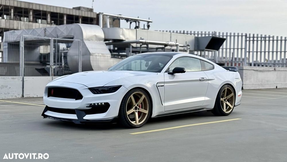 Ford Mustang 2.3 Eco Boost Aut. - 3