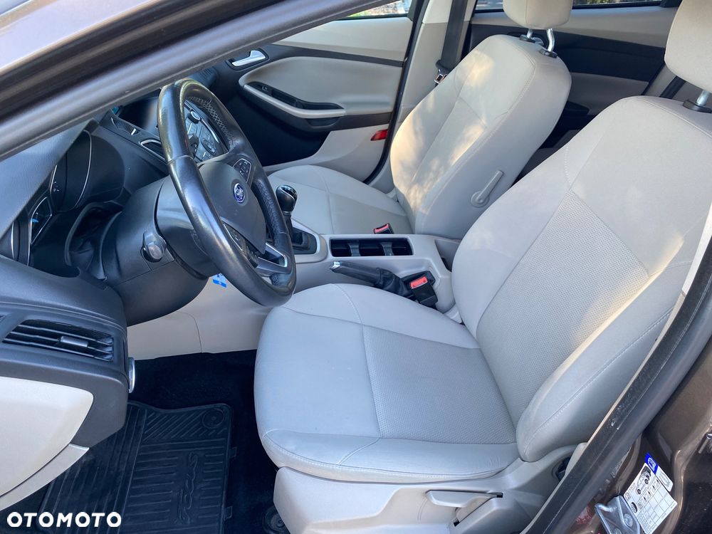 Ford Focus 1.6 Trend - 13