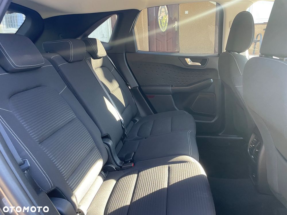 Ford Kuga 1.5 EcoBlue FWD Titanium - 28