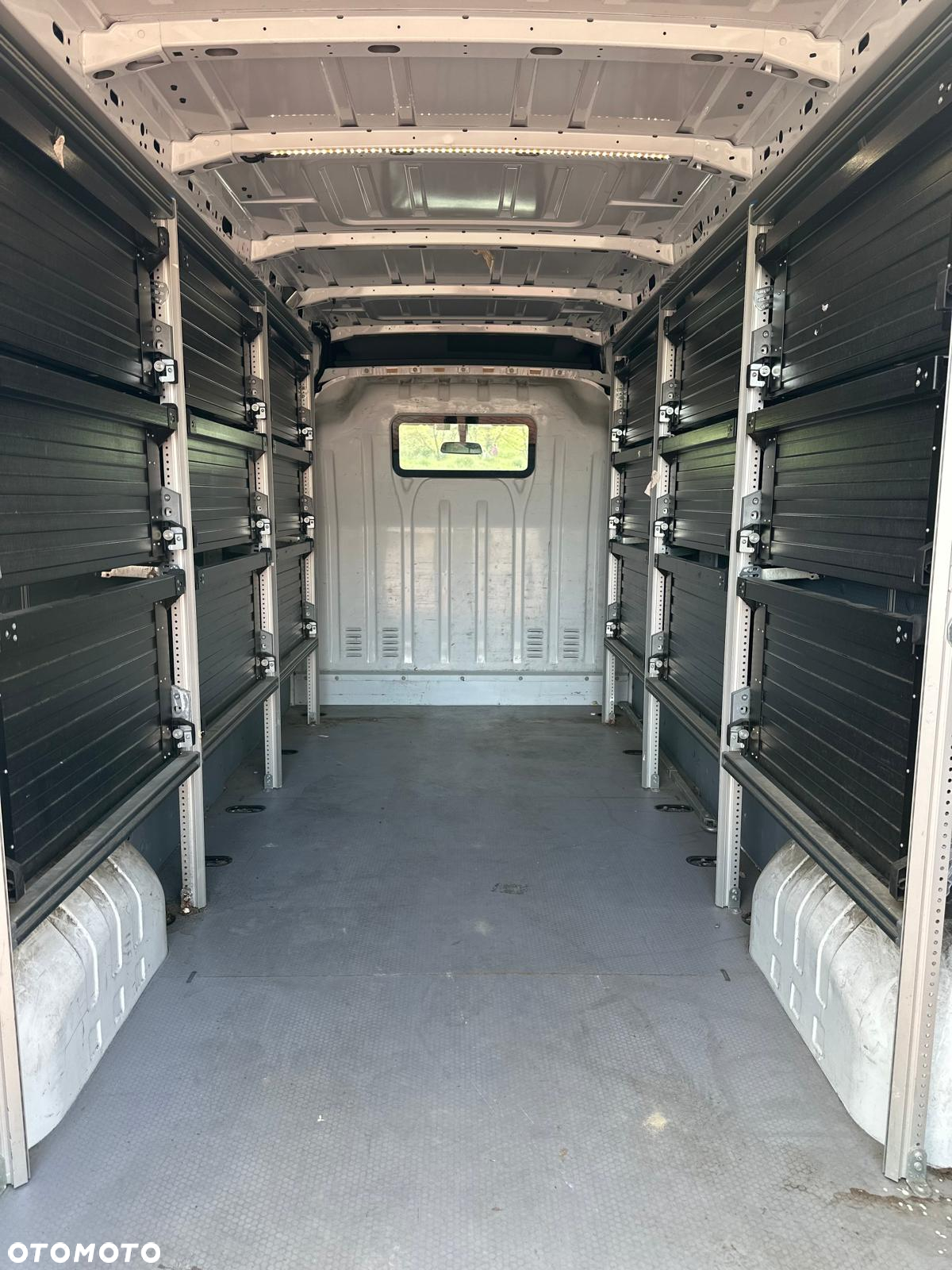 Renault Master - 25