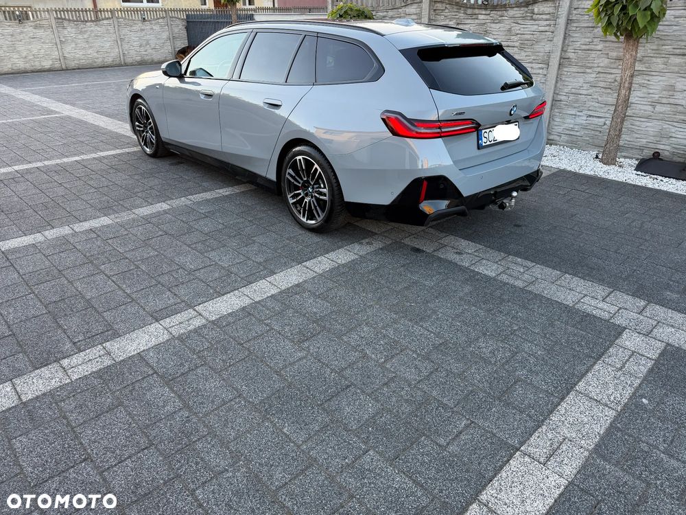 BMW Seria 5 540d xDrive mHEV M Sport - 3