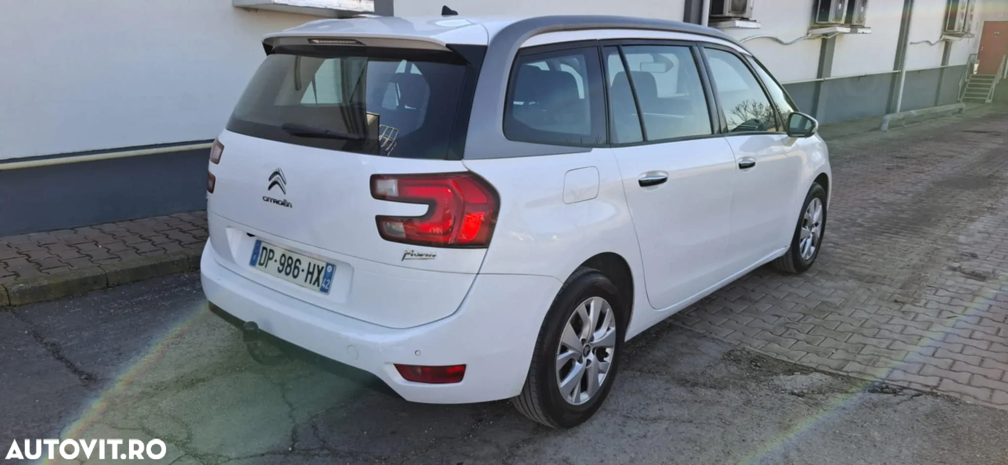 Citroën C4 Picasso 1.6 e-HDI Aut. Exclusive - 9
