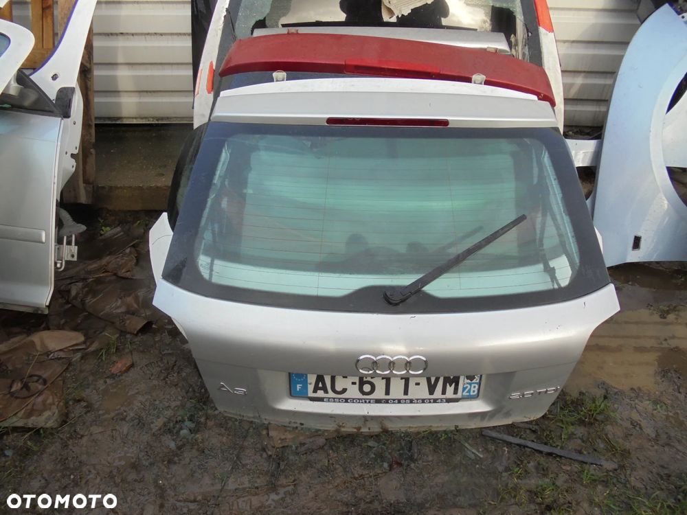 AUDI A3 8P KLAPA BAGAŻNIKA KPL. - 1