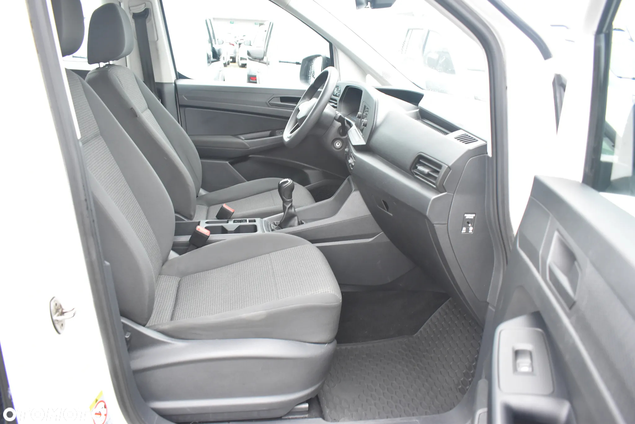 Volkswagen Caddy 2.0 TDI - 17