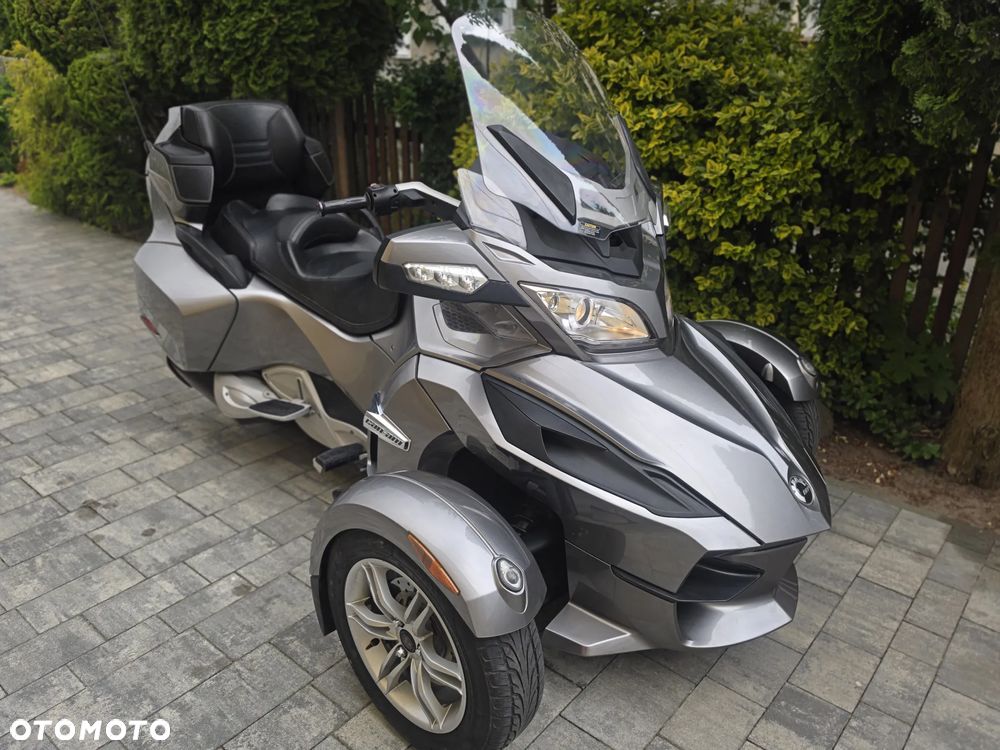 Can-Am Spyder - 1