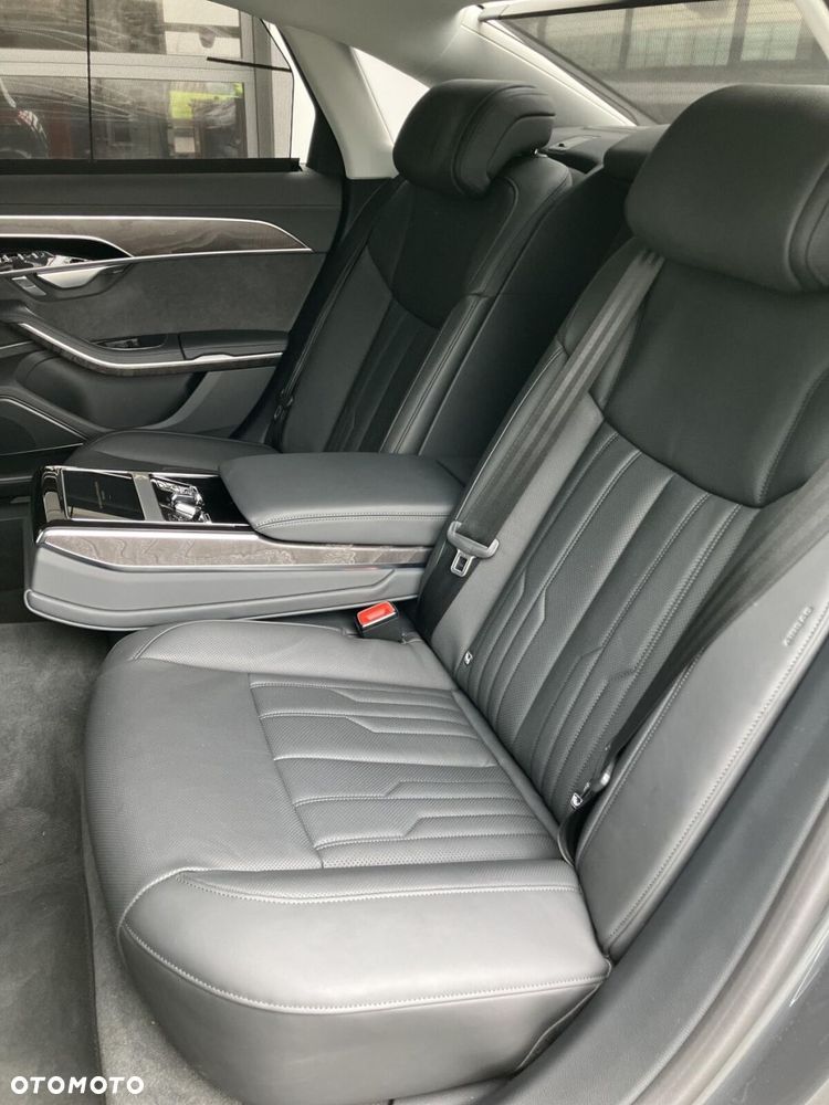 Audi A8 - 18