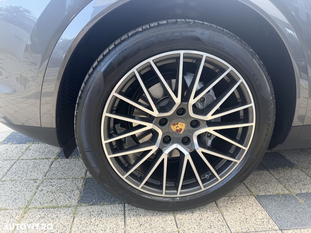 Porsche Cayenne Coupe Standard - 20