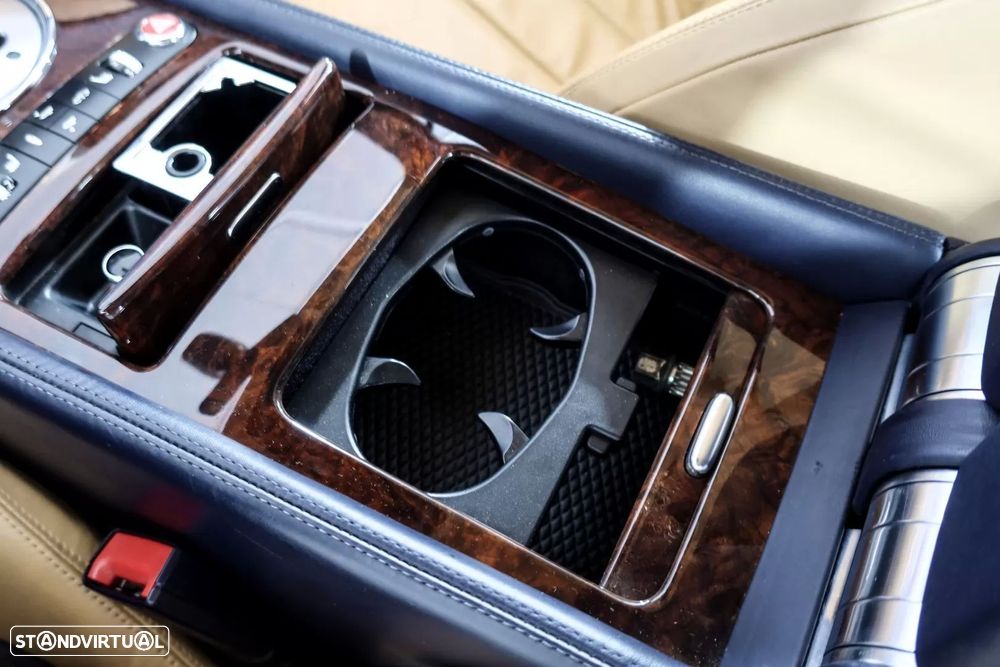 Bentley Continental GT - 12