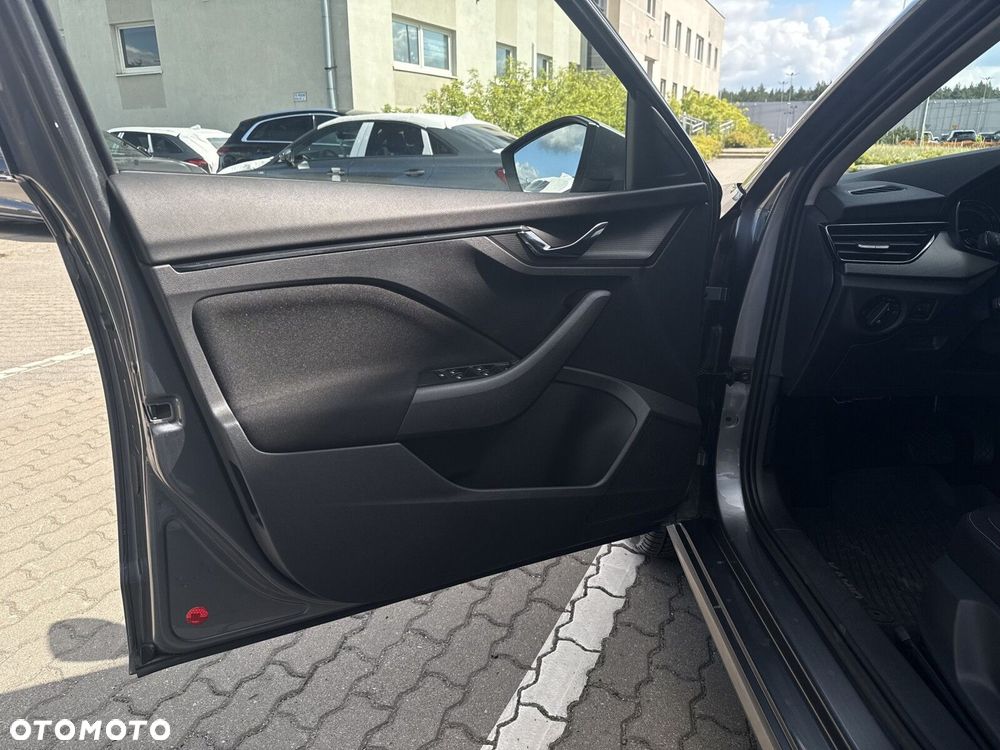 Skoda Kamiq 1.0 TSI Ambition DSG - 10