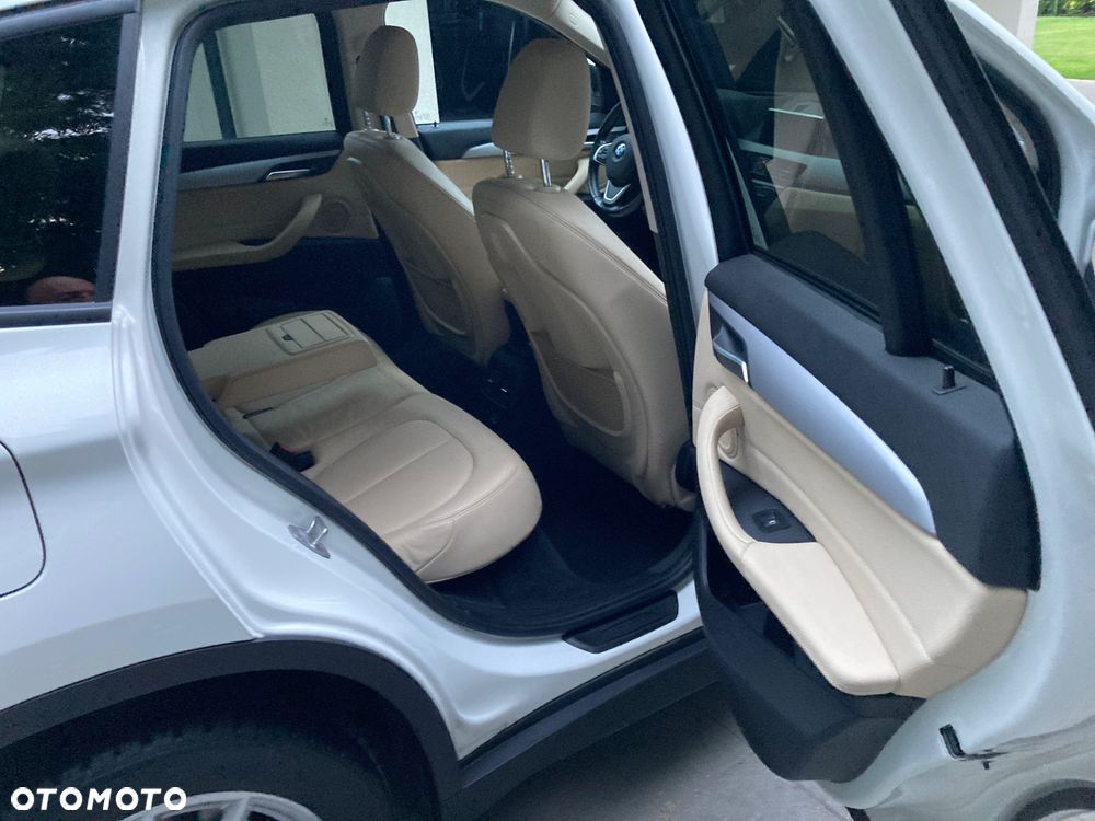 BMW X1 xDrive20i - 7