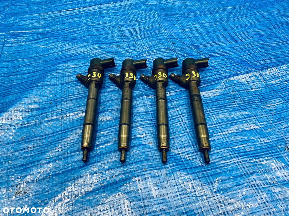 WTRYSK WTRYSKIWACZ WTRYSKIWACZE PALIWA KIA HYUNDAI 1.6CRDI ; 0445110256 ; 338002A400 ORYGINAŁ - 2