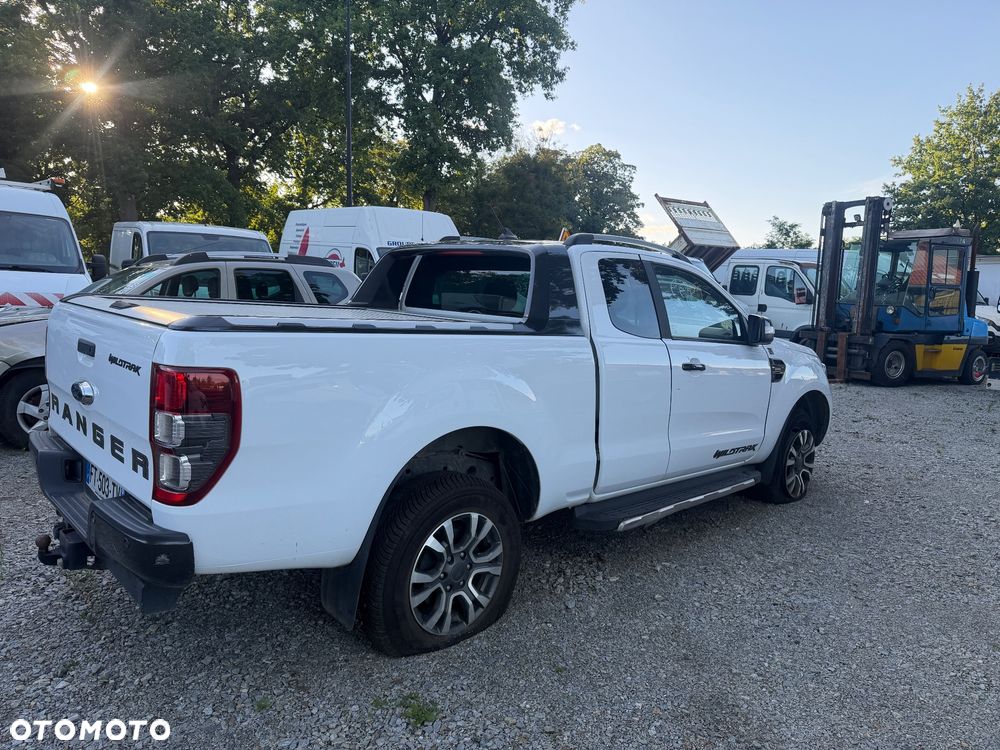 Ford Ranger 2.0 EcoBlue 4x4 DC Wildtrak - 5