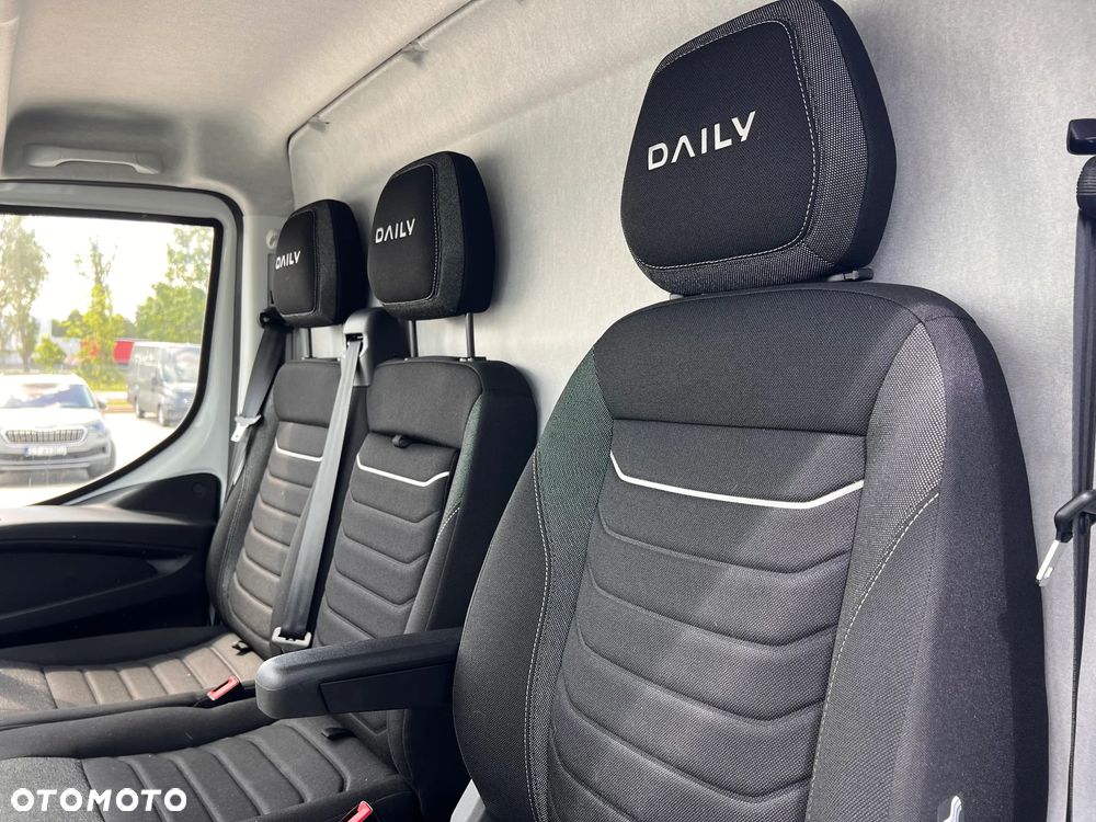 Iveco W CENIE PRZEGLĄDY EKSPOATACYJNE 4 LATA lub 300 000 km !!! - 32