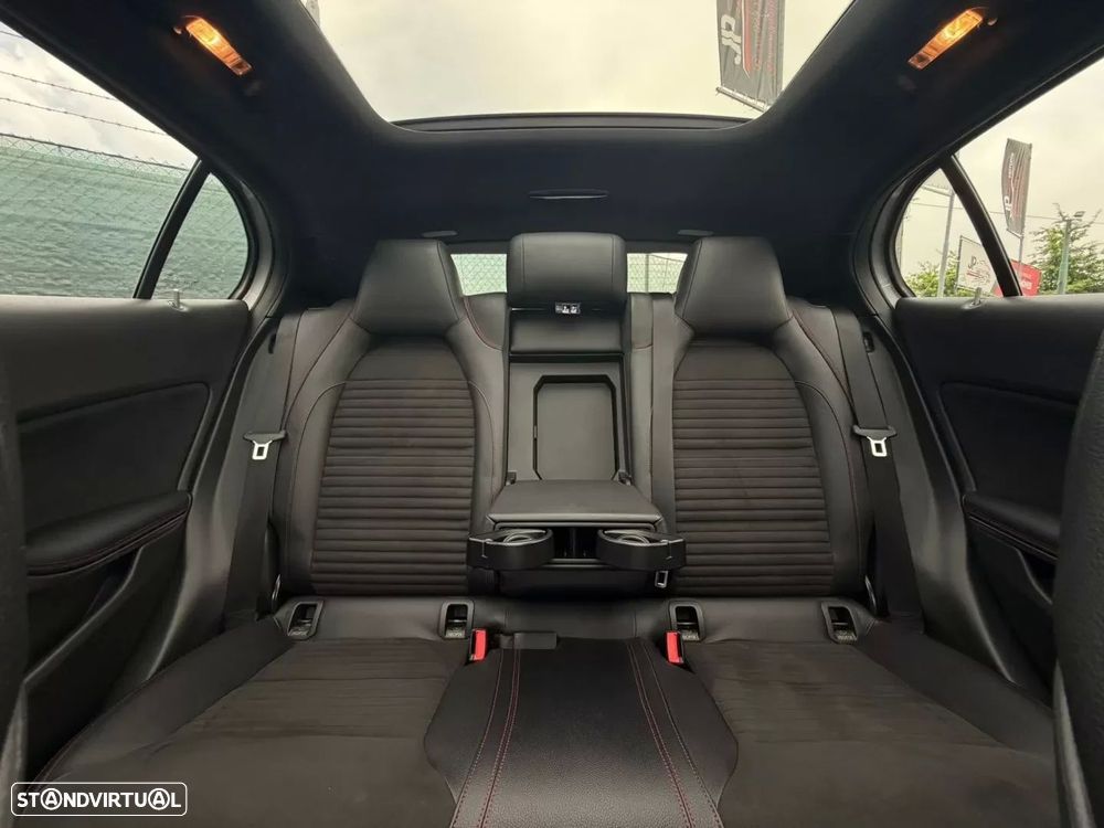 Mercedes-Benz GLA 180 AMG Line - 18