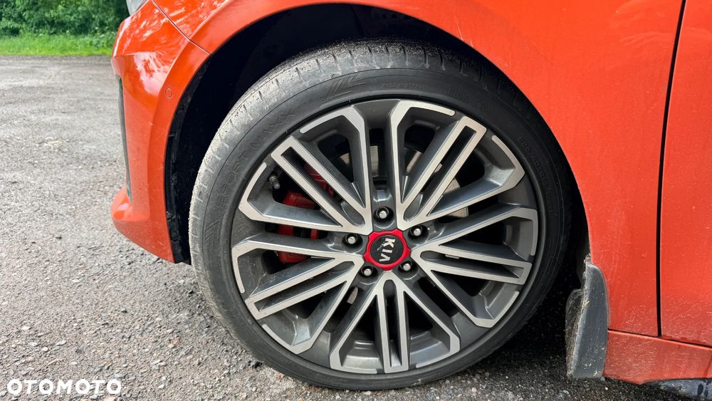 Kia ProCeed - 9