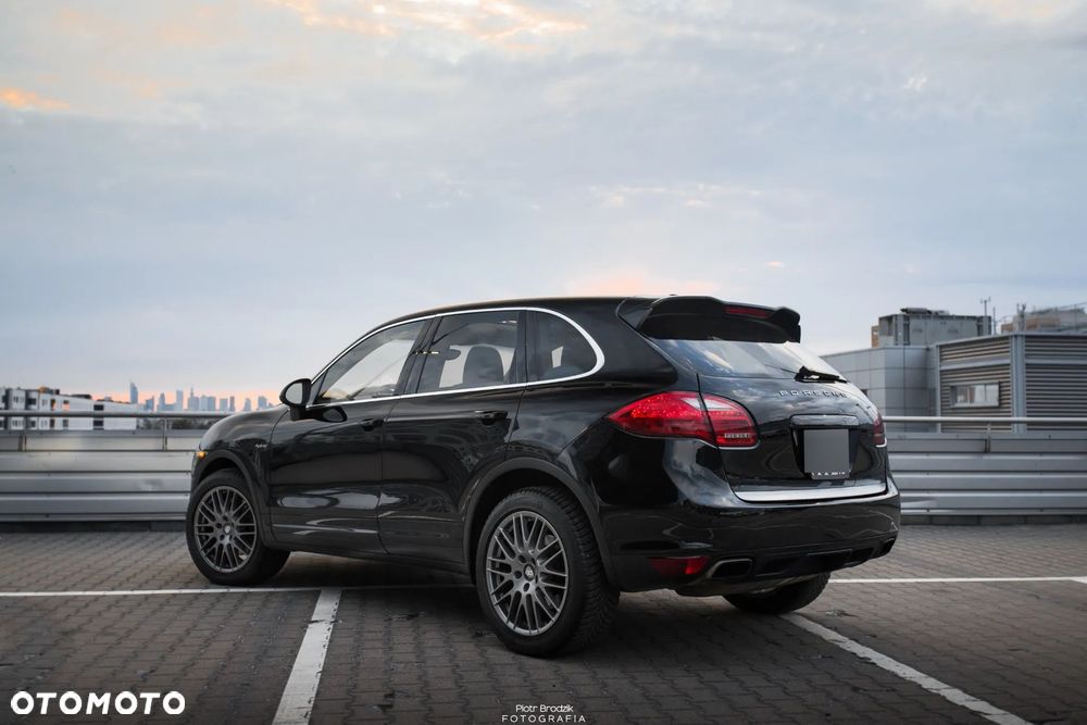 Porsche Cayenne - 9