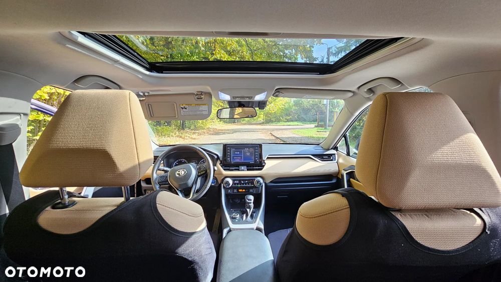 Toyota RAV4 - 11