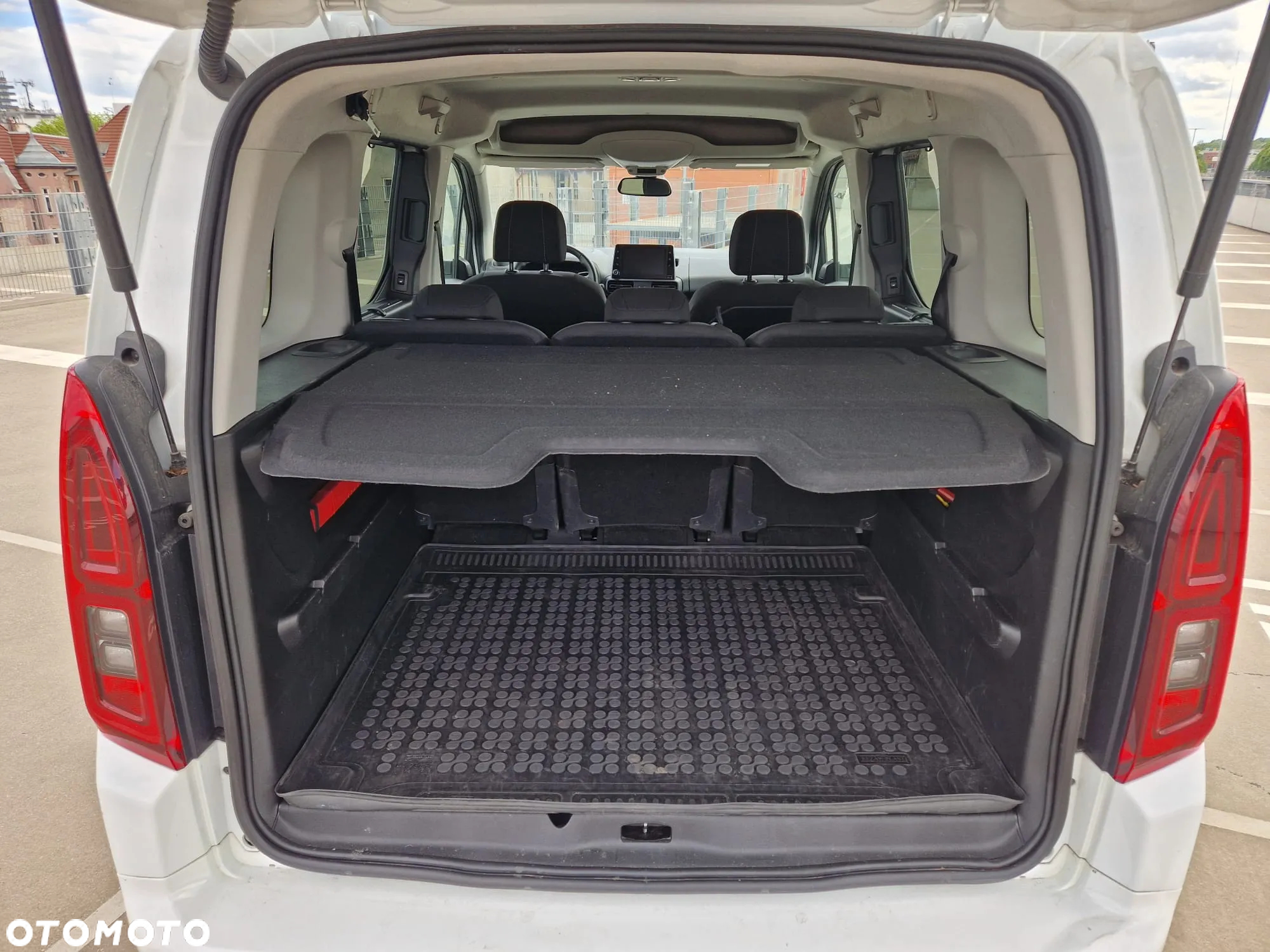 Toyota Proace City Verso 1.5 D-4D Family - 12