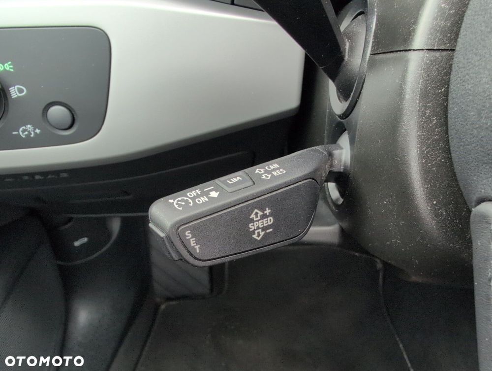 Audi A4 Limousine 35 TFSI mHEV S tronic - 21