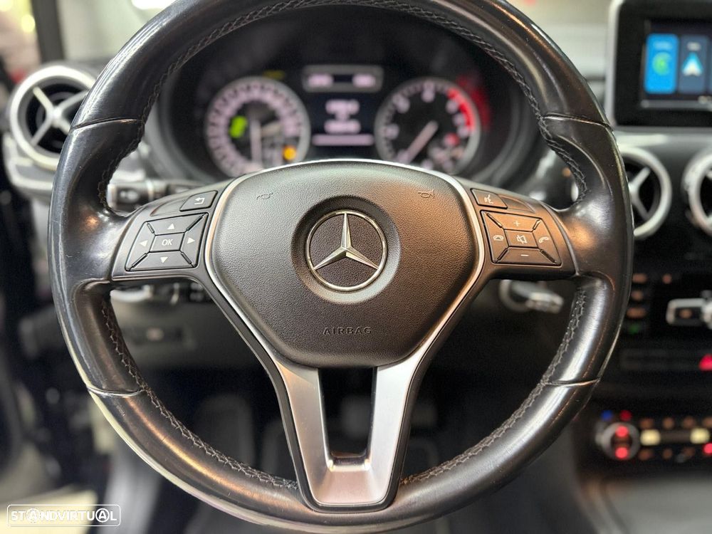 Mercedes-Benz B 180 d Progressive - 22