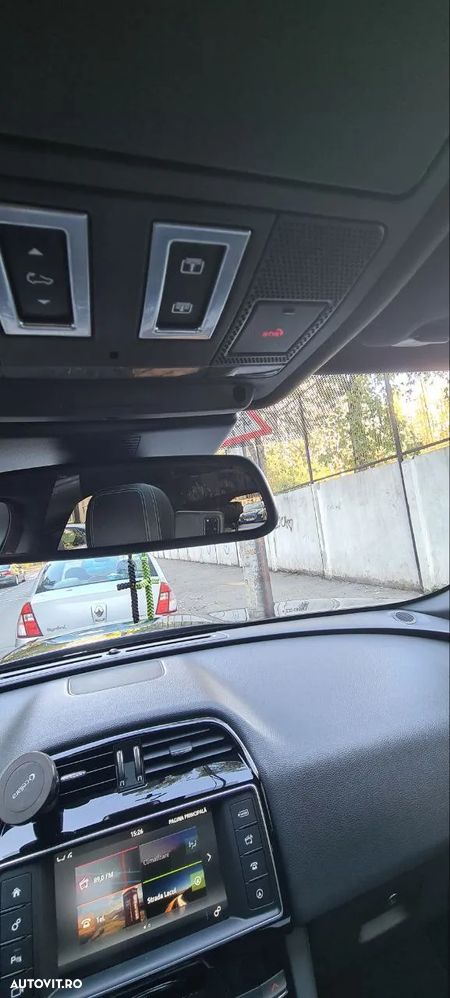 Jaguar F-Pace 30d AWD R-Sport - 15