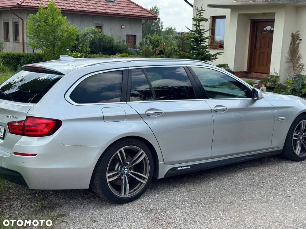 BMW Seria 5 525d - 1