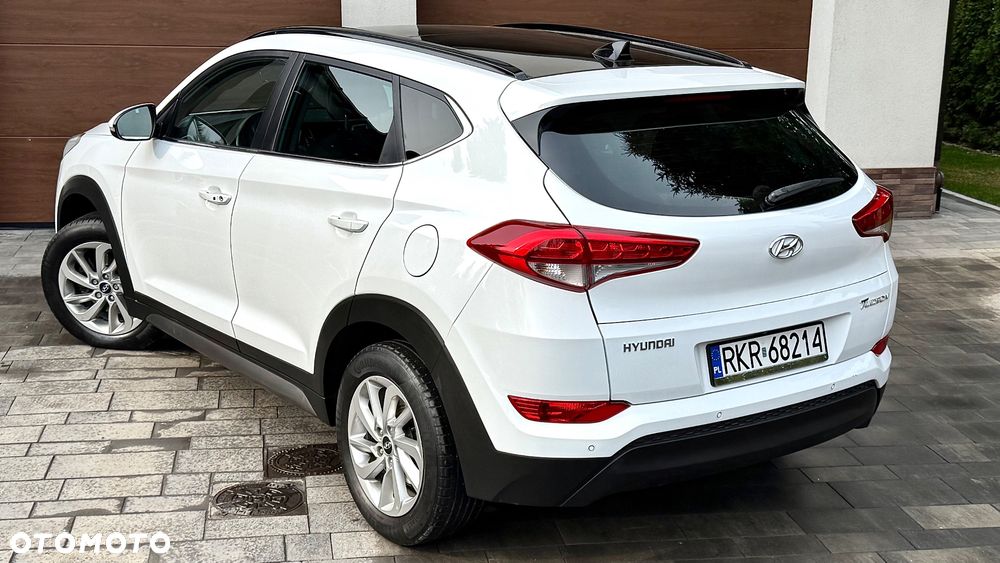 Hyundai Tucson 1.7 CRDI BlueDrive Comfort 2WD - 12