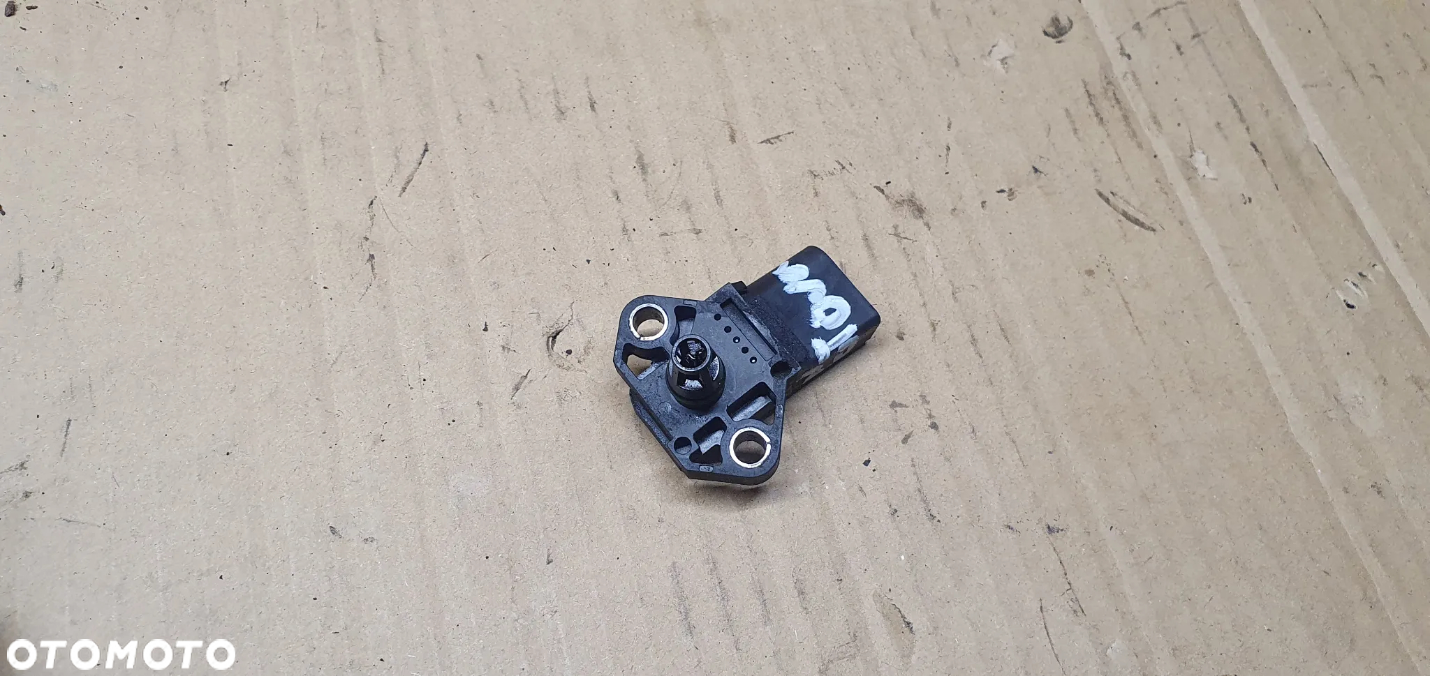Czujnik ciśnienia MAP sensor VW Touareg 3.0 TDI 038906051C - 3