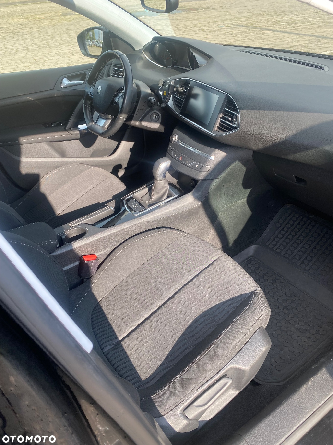 Peugeot 308 1.6 BlueHDi Active S&S EAT6 - 11