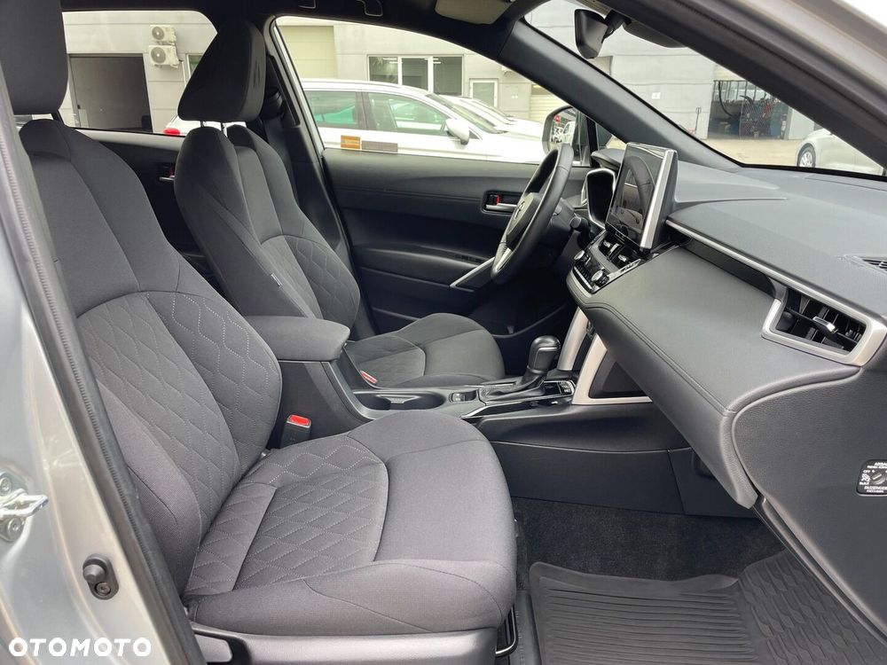 Toyota Corolla Cross - 7