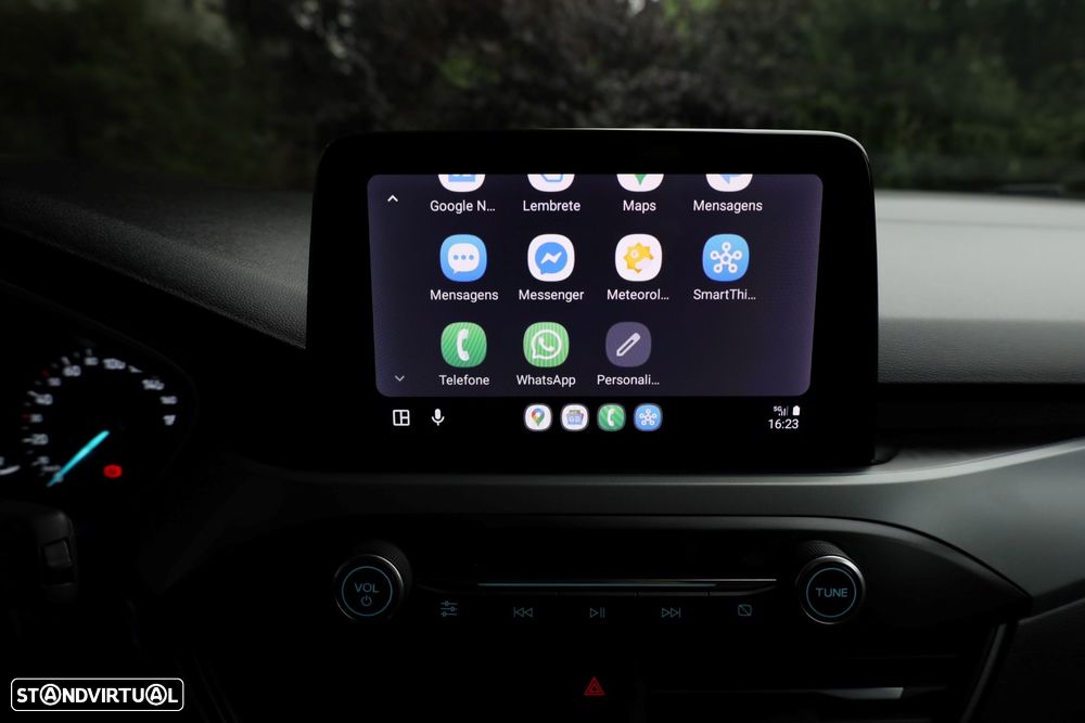 Ford Focus 1.0 EcoBoost MHEV ST-Line - 40