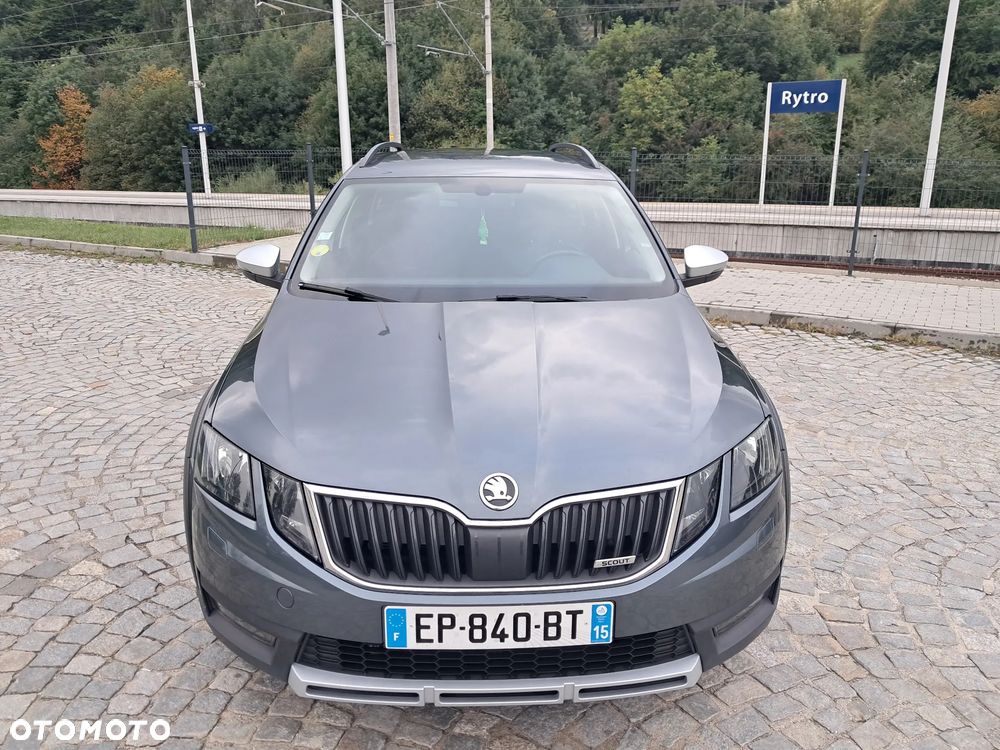 Skoda Octavia 2.0 TDI (Green tec) 4x4 DSG Scout - 12
