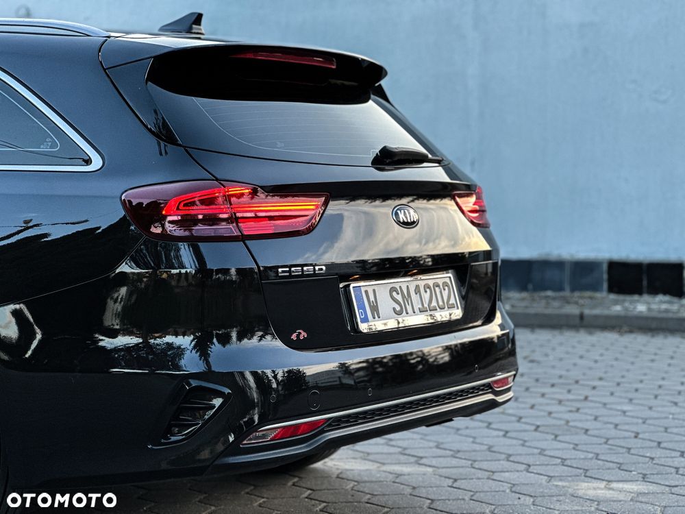 Kia Ceed 1.6 CRDi Platinum Edition - 19