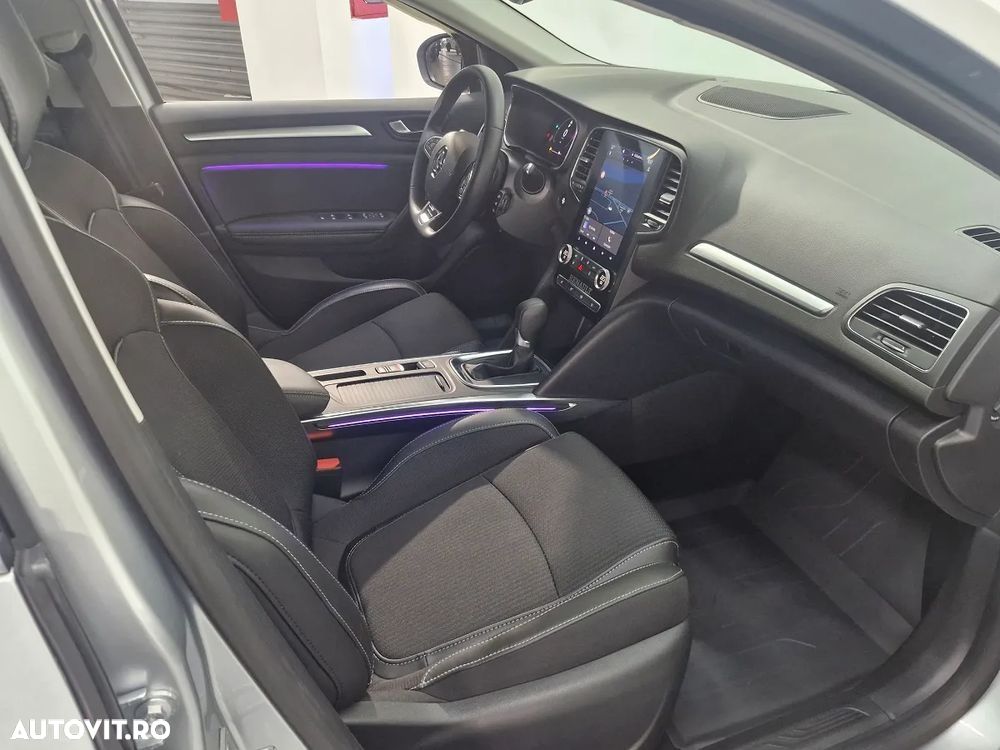 Renault Megane TCE 140 EDC Techno - 13