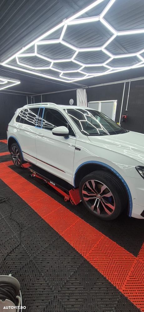 Volkswagen Tiguan 2.0 TDI SCR 4MOTION (BlueMotion Techn.) DSG Highline - 4