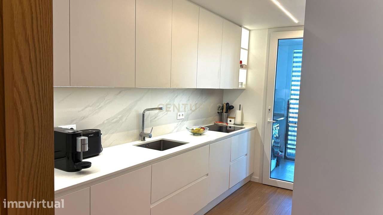 Apartamento T2 em Loures - Grande imagem: 2/8