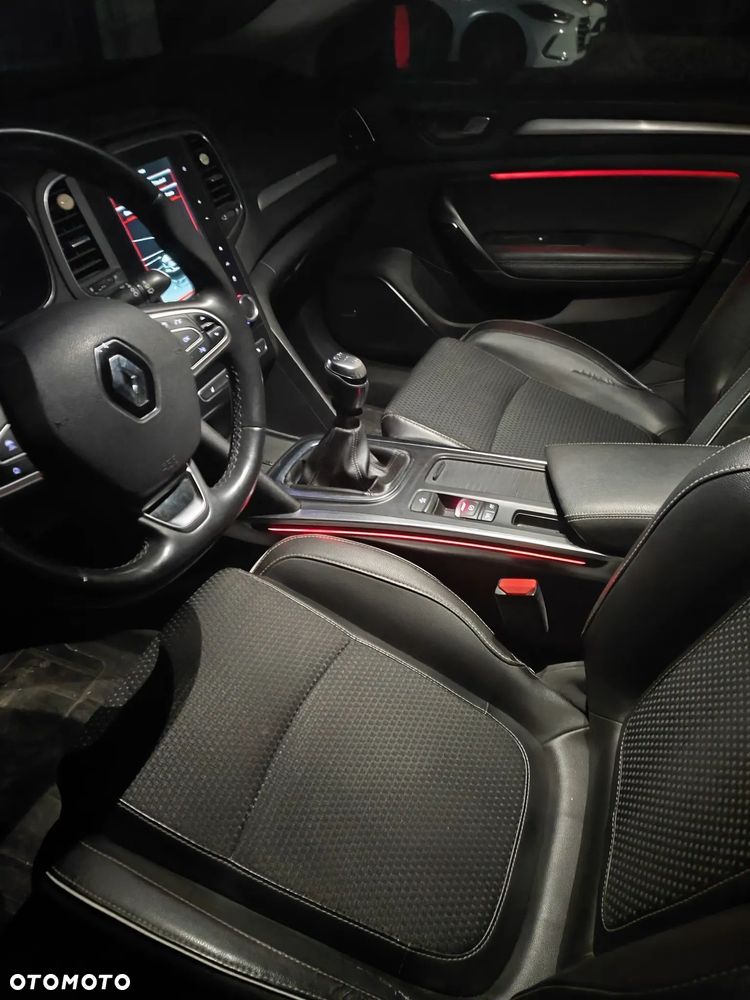 Renault Megane 1.6 dCi Bose - 13