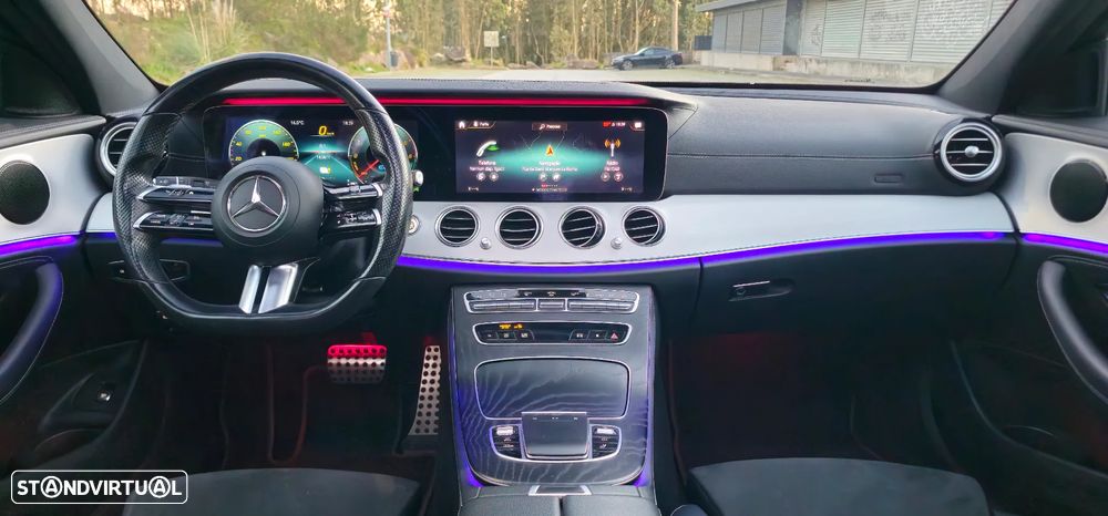 Mercedes-Benz E 300 de 4Matic 9G-TRONIC AMG Line - 11