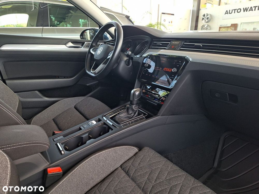 Volkswagen Passat Variant 2.0 TDI EVO Business DSG - 34