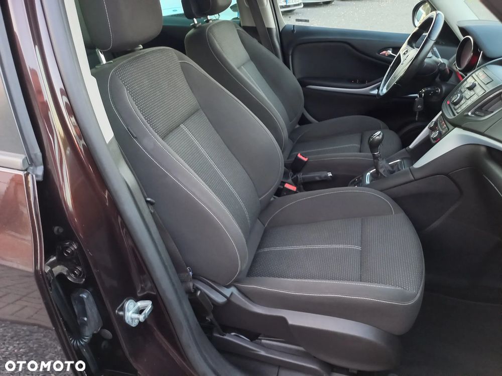 Opel Zafira - 19