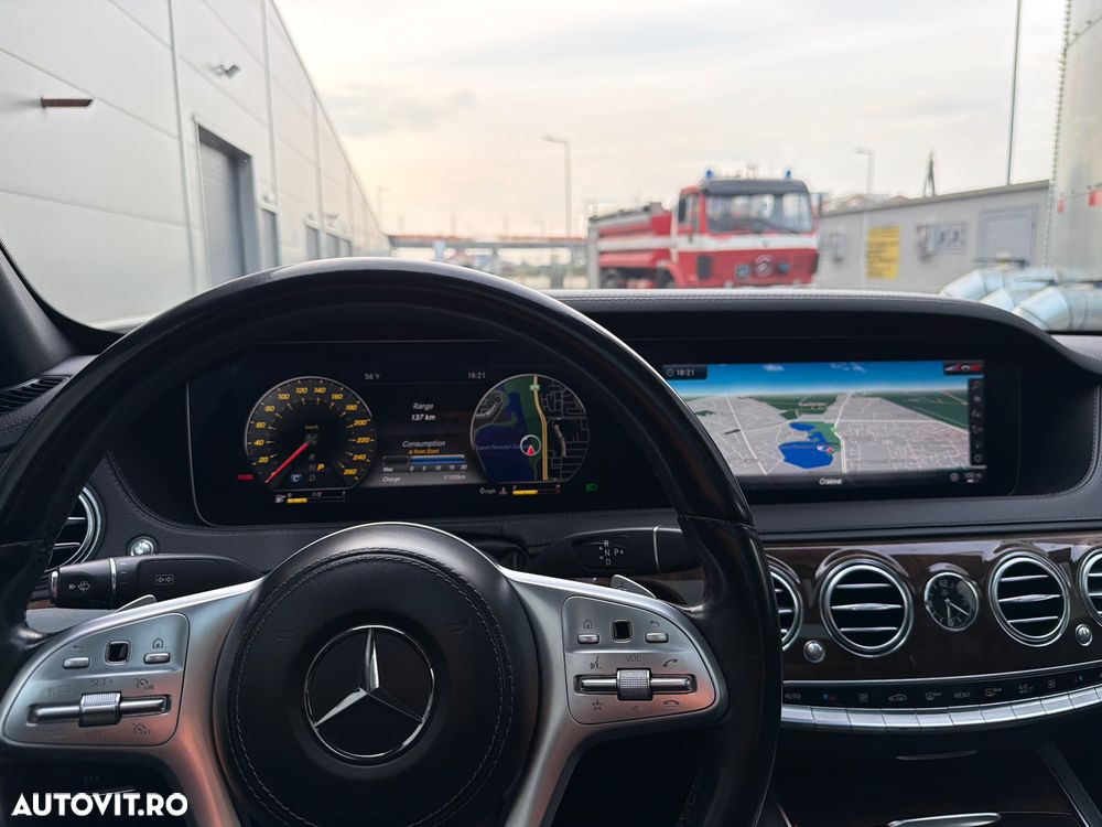 Mercedes-Benz S - 24