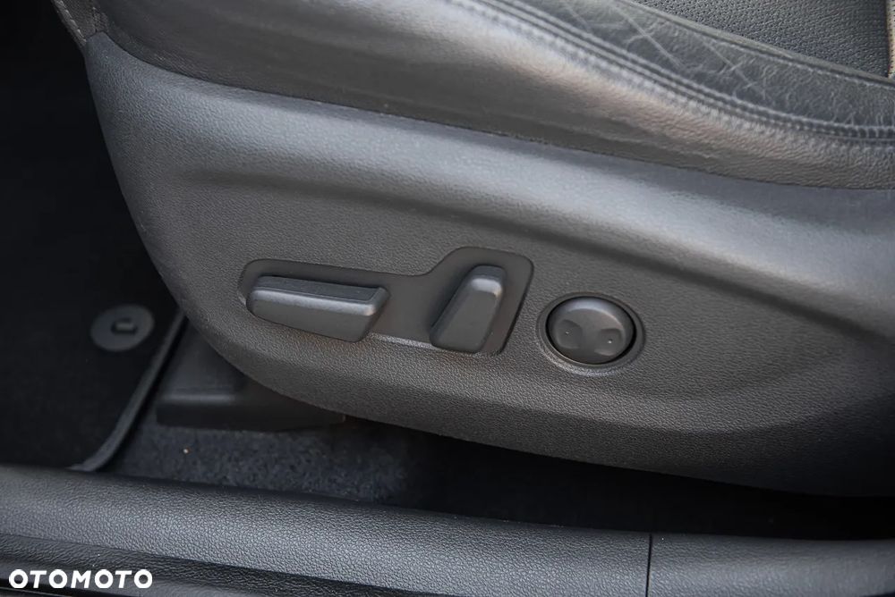 Hyundai Tucson 1.6 GDi 2WD Premium - 19